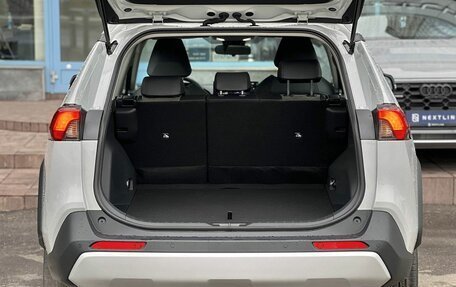 Toyota RAV4, 2025 год, 4 990 000 рублей, 27 фотография