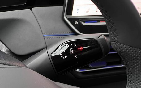 Volkswagen Tiguan, 2025 год, 5 190 000 рублей, 13 фотография