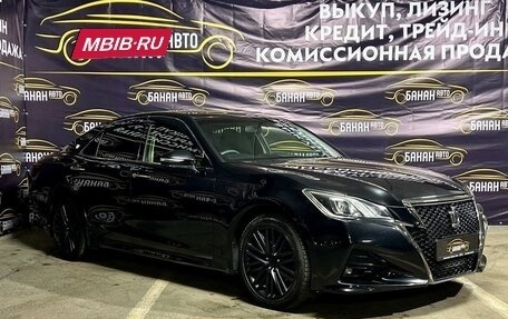Toyota Crown, 2016 год, 2 549 000 рублей, 3 фотография