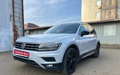 Volkswagen Tiguan II, 2019 год, 2 670 000 рублей, 4 фотография