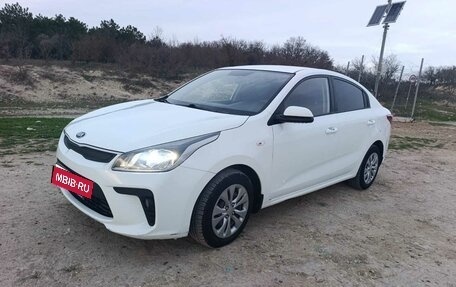 KIA Rio IV, 2018 год, 1 350 000 рублей, 1 фотография