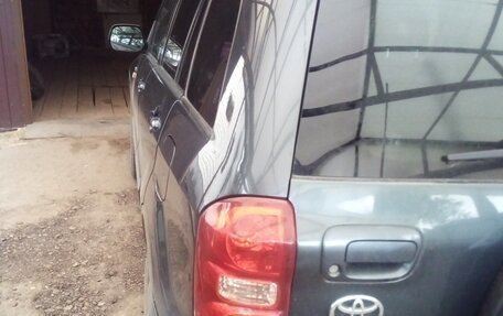 Toyota RAV4, 2005 год, 760 000 рублей, 11 фотография