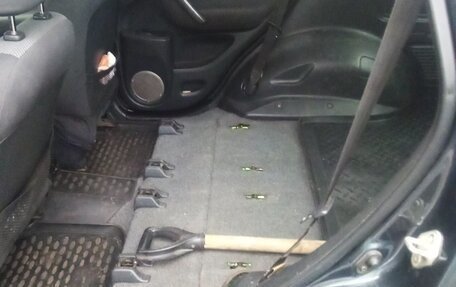 Toyota RAV4, 2005 год, 760 000 рублей, 14 фотография