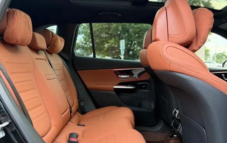 Mercedes-Benz GLC, 2024 год, 7 000 000 рублей, 23 фотография