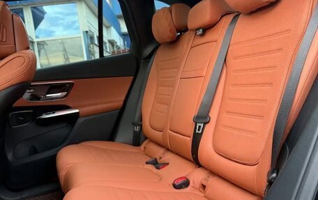 Mercedes-Benz GLC, 2024 год, 7 000 000 рублей, 27 фотография