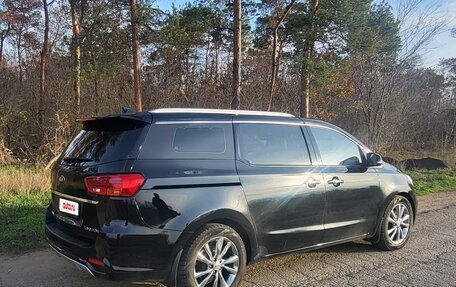 KIA Carnival III, 2020 год, 3 500 000 рублей, 4 фотография