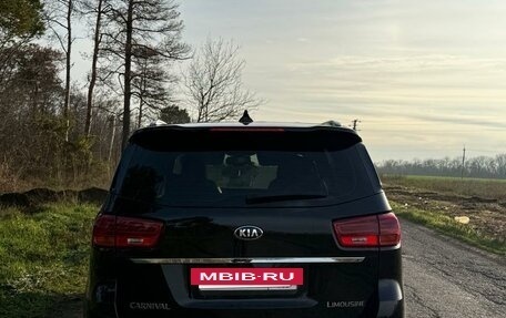 KIA Carnival III, 2020 год, 3 500 000 рублей, 5 фотография