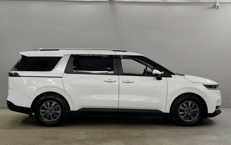 KIA Carnival, 2021 год, 3 213 000 рублей, 4 фотография