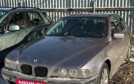 BMW 5 серия, 1998 год, 300 000 рублей, 3 фотография