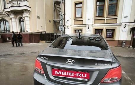 Hyundai Solaris II рестайлинг, 2015 год, 850 000 рублей, 5 фотография