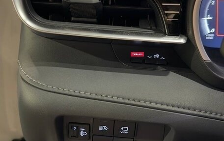 Toyota Highlander, 2025 год, 5 750 000 рублей, 20 фотография