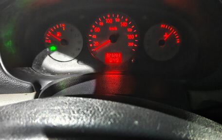 Renault Symbol I, 2005 год, 225 000 рублей, 8 фотография