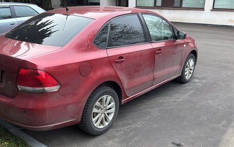 Volkswagen Polo VI (EU Market), 2012 год, 700 000 рублей, 2 фотография