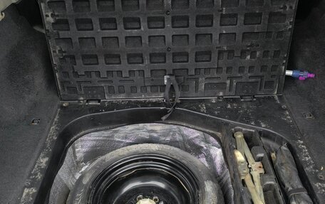 Nissan Avenir II, 2003 год, 650 000 рублей, 17 фотография