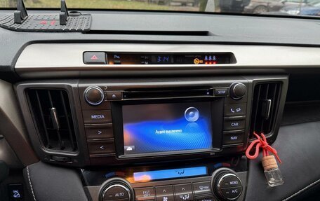 Toyota RAV4, 2014 год, 2 400 000 рублей, 9 фотография