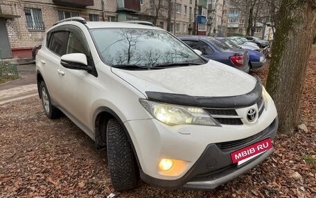 Toyota RAV4, 2014 год, 2 400 000 рублей, 2 фотография