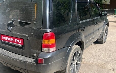 Ford Maverick, 2006 год, 900 000 рублей, 4 фотография