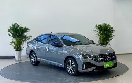 Volkswagen Lavida, 2022 год, 1 990 000 рублей, 5 фотография