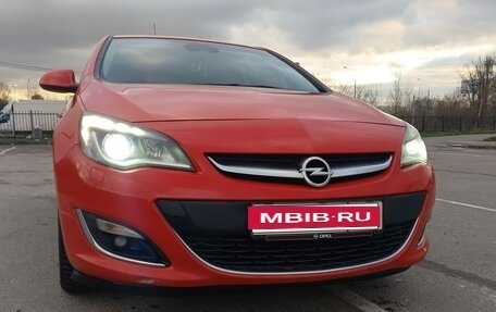 Opel Astra J, 2014 год, 850 000 рублей, 11 фотография