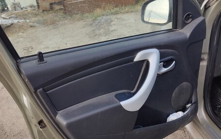 Renault Sandero I, 2012 год, 700 000 рублей, 8 фотография