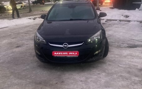 Opel Astra J, 2014 год, 1 050 000 рублей, 2 фотография