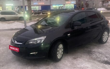 Opel Astra J, 2014 год, 1 050 000 рублей, 4 фотография