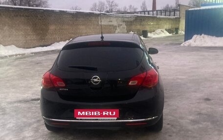 Opel Astra J, 2014 год, 1 050 000 рублей, 10 фотография