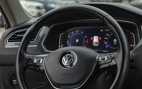 Volkswagen Tiguan II, 2020 год, 2 358 000 рублей, 15 фотография