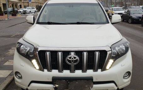 Toyota Land Cruiser Prado 150 рестайлинг 2, 2016 год, 3 458 000 рублей, 1 фотография