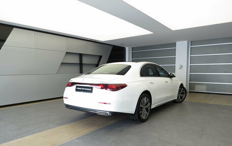 Mercedes-Benz E-Класс, 2024 год, 8 399 000 рублей, 2 фотография