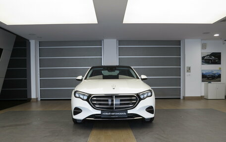 Mercedes-Benz E-Класс, 2024 год, 8 399 000 рублей, 20 фотография