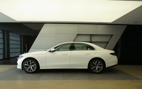 Mercedes-Benz E-Класс, 2024 год, 8 399 000 рублей, 23 фотография