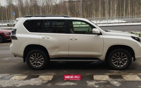 Toyota Land Cruiser Prado 150 рестайлинг 2, 2016 год, 3 458 000 рублей, 4 фотография