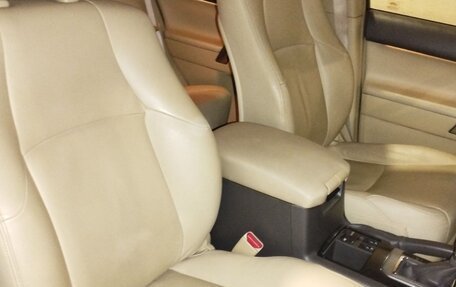 Toyota Land Cruiser Prado 150 рестайлинг 2, 2016 год, 3 458 000 рублей, 7 фотография