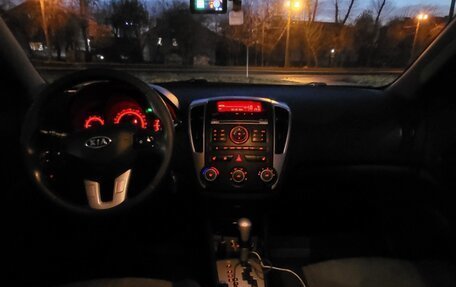 KIA cee'd I рестайлинг, 2010 год, 1 000 000 рублей, 10 фотография