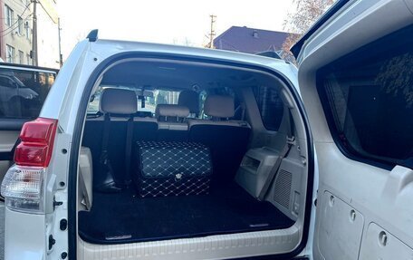 Toyota Land Cruiser Prado 150 рестайлинг 2, 2011 год, 3 000 000 рублей, 9 фотография