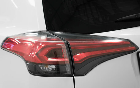 Toyota RAV4, 2015 год, 1 775 000 рублей, 9 фотография