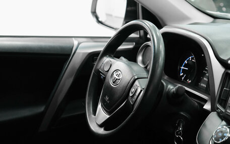 Toyota RAV4, 2015 год, 1 775 000 рублей, 15 фотография