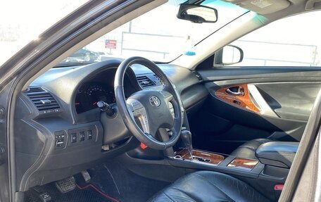 Toyota Camry, 2011 год, 1 150 000 рублей, 2 фотография