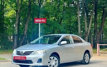 Toyota Corolla, 2012 год, 990 000 рублей, 10 фотография