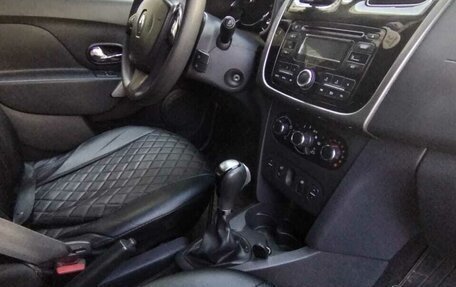 Renault Logan II, 2016 год, 660 000 рублей, 2 фотография