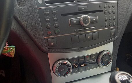 Mercedes-Benz C-Класс, 2008 год, 1 175 000 рублей, 8 фотография