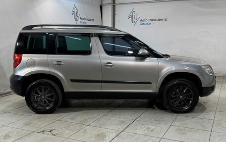 Skoda Yeti I рестайлинг, 2013 год, 1 099 800 рублей, 17 фотография