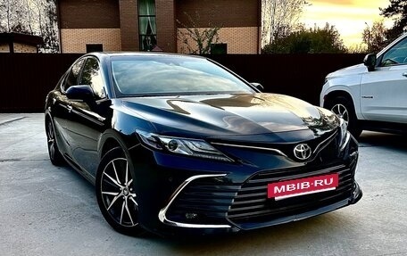 Toyota Camry, 2022 год, 4 100 000 рублей, 2 фотография