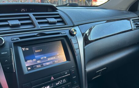 Toyota Camry, 2015 год, 2 240 000 рублей, 5 фотография