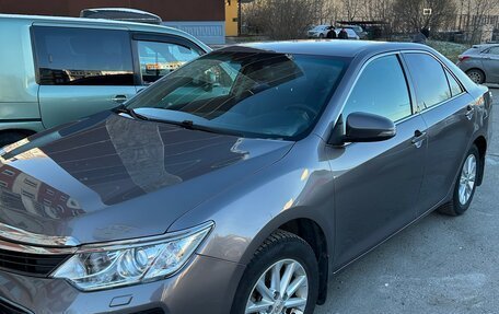 Toyota Camry, 2015 год, 2 240 000 рублей, 2 фотография