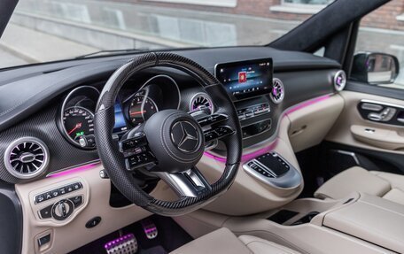 Mercedes-Benz V-Класс, 2022 год, 12 000 000 рублей, 13 фотография