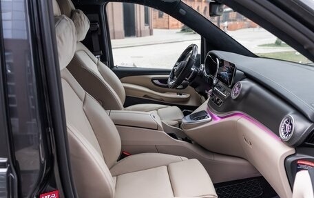 Mercedes-Benz V-Класс, 2022 год, 12 000 000 рублей, 18 фотография