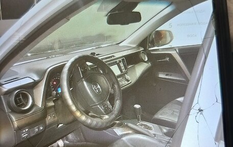 Toyota RAV4, 2014 год, 2 100 000 рублей, 2 фотография