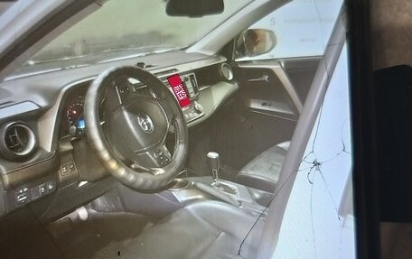 Toyota RAV4, 2014 год, 2 100 000 рублей, 3 фотография